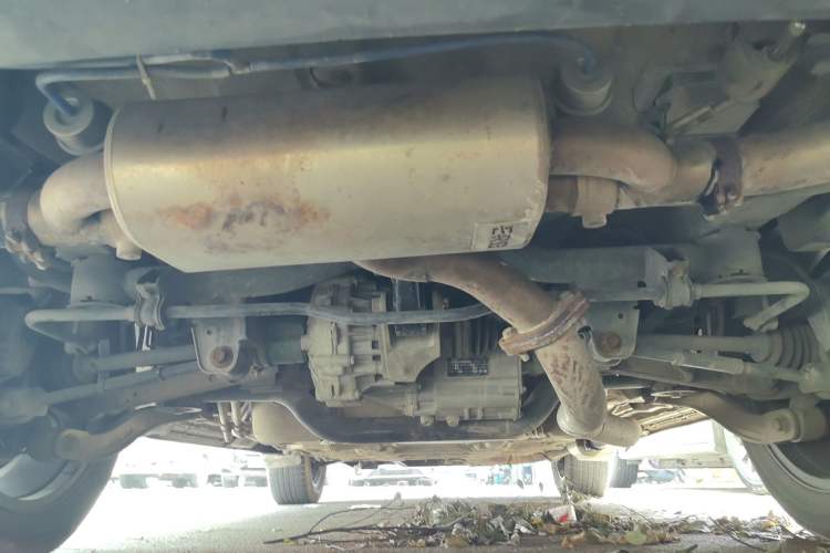 Used BYD Tang New Energy 2015 2.0T Four-Wheel-Drive Flagship Model Chassis Rear