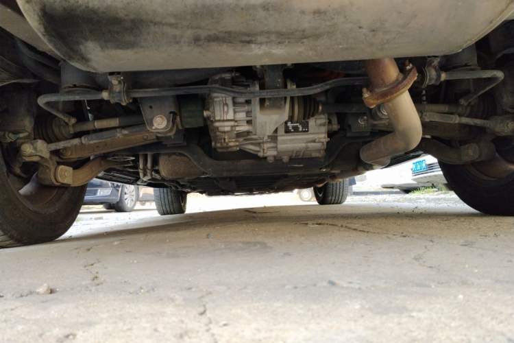 Used BYD Tang New Energy 2015 2.0T Four-Wheel-Drive Flagship Model Chassis Rear