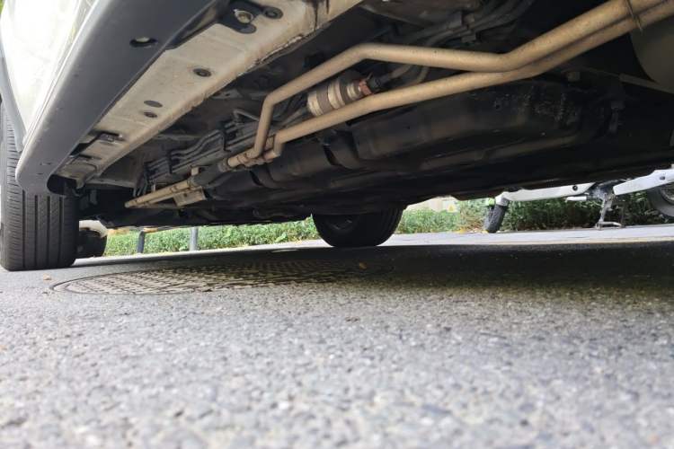 Used BYD Tang New Energy 2015 2.0T Four-Wheel-Drive Flagship Model Chassis Rear Left