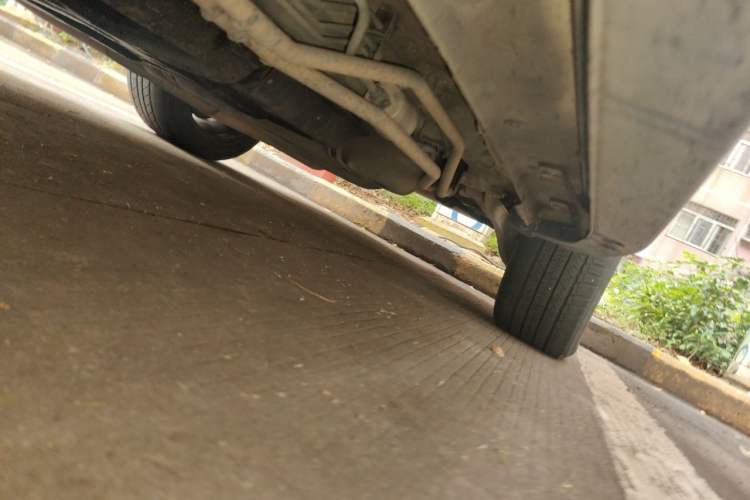 Used BYD Tang New Energy 2015 2.0T Four-Wheel-Drive Flagship Model Chassis Rear Left