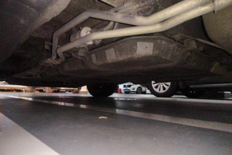 Used BYD Tang New Energy 2015 2.0T Four-Wheel-Drive Flagship Model Chassis Rear Left