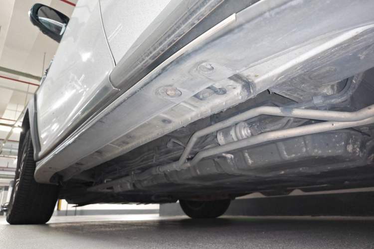Used BYD Tang New Energy 2015 2.0T Four-Wheel-Drive Flagship Model Chassis Rear Left