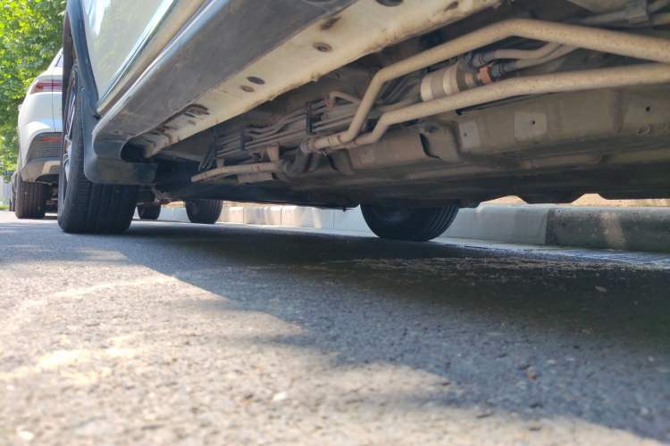 Used BYD Tang New Energy 2015 2.0T Four-Wheel-Drive Flagship Model Chassis Rear Left