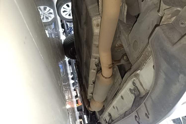 Used BYD Tang New Energy 2015 2.0T Four-Wheel-Drive Flagship Model Chassis Rear Right