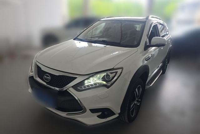 Used BYD Tang New Energy 2015 2.0T Four-Wheel-Drive Flagship Model