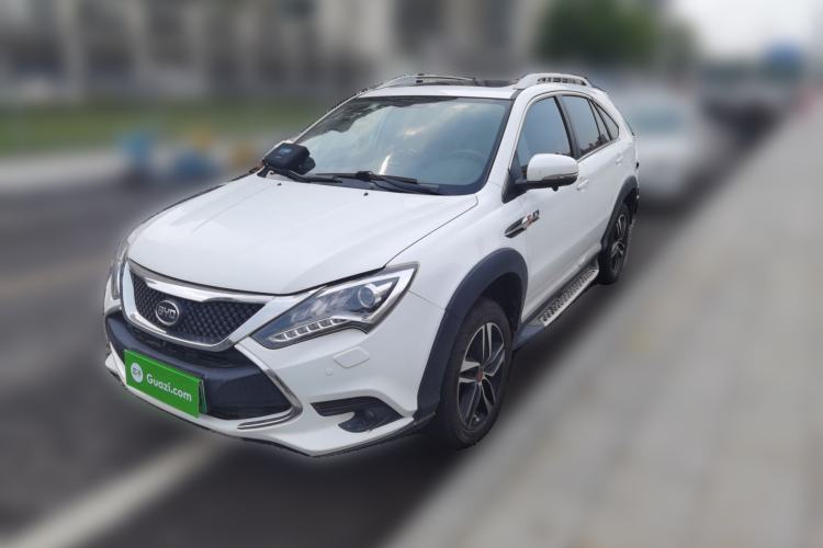 BYD Tang New Energy 2015 2.0T Four-Wheel-Drive Flagship Model مستعملة Guazi used car, China used car export, Used car for sale, Used cars, Cheapest cars for sale