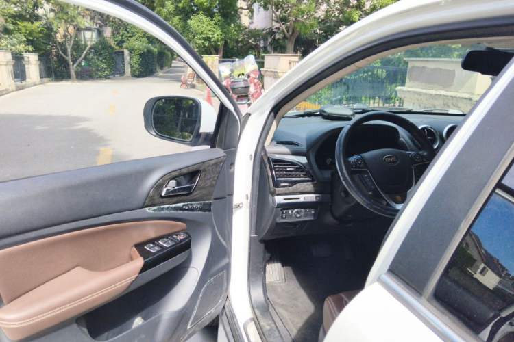 Used BYD Tang New Energy 2015 2.0T Four-Wheel-Drive Flagship Model Driver Seat
