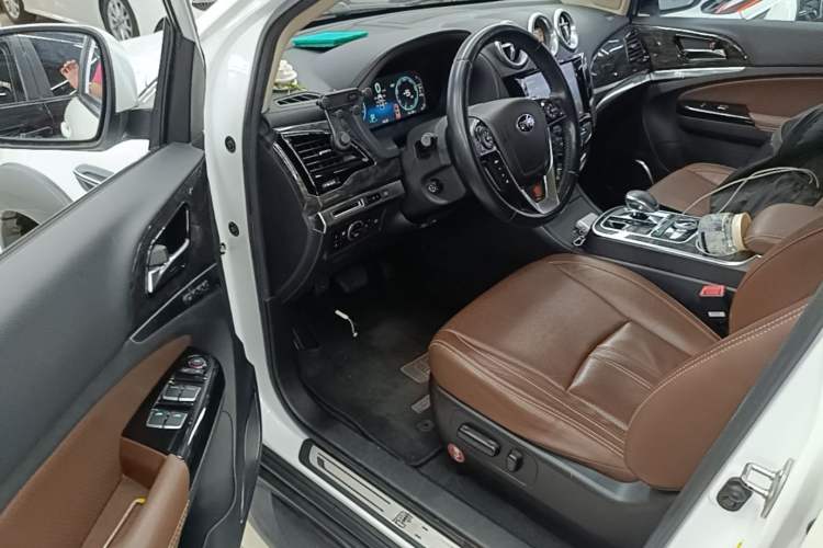 Used BYD Tang New Energy 2015 2.0T Four-Wheel-Drive Flagship Model Driver Seat