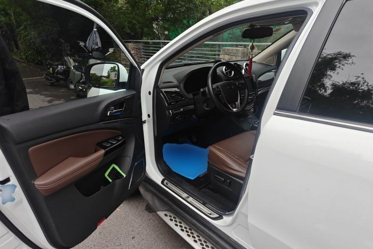 Used BYD Tang New Energy 2015 2.0T Four-Wheel-Drive Flagship Model Driver Seat
