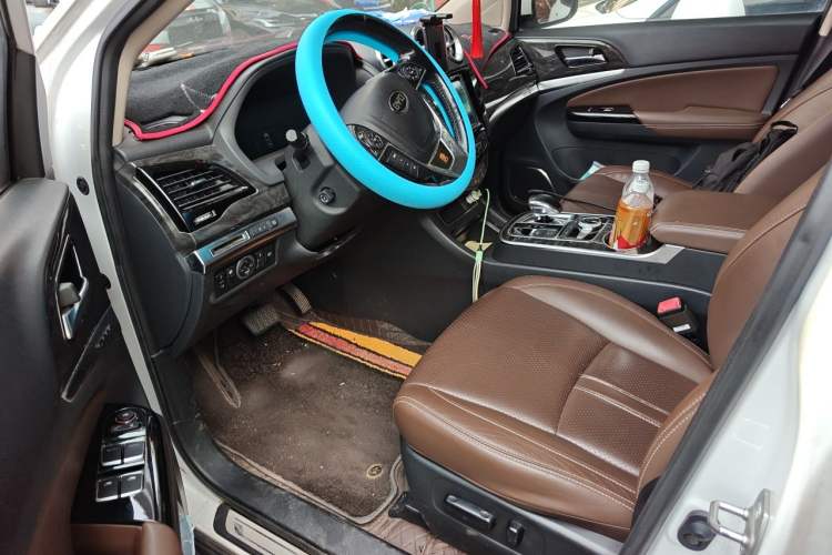 Used BYD Tang New Energy 2015 2.0T Four-Wheel-Drive Flagship Model Driver Seat