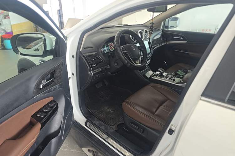 Used BYD Tang New Energy 2015 2.0T Four-Wheel-Drive Flagship Model Driver Seat