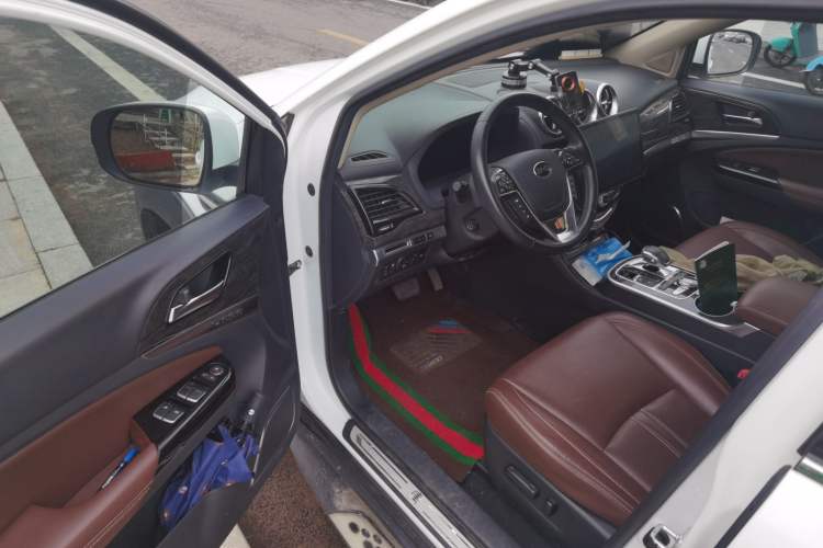 Used BYD Tang New Energy 2015 2.0T Four-Wheel-Drive Flagship Model Driver Seat