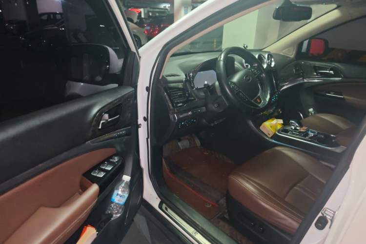 Used BYD Tang New Energy 2015 2.0T Four-Wheel-Drive Flagship Model Driver Seat