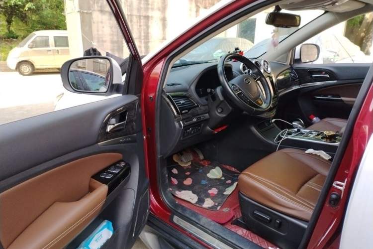 Used BYD Tang New Energy 2015 2.0T Four-Wheel-Drive Flagship Model Driver Seat
