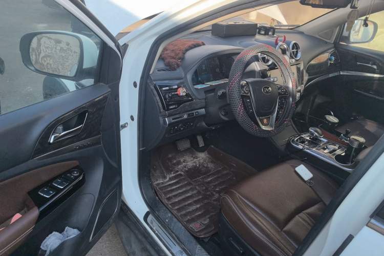 Used BYD Tang New Energy 2015 2.0T Four-Wheel-Drive Flagship Model Driver Seat