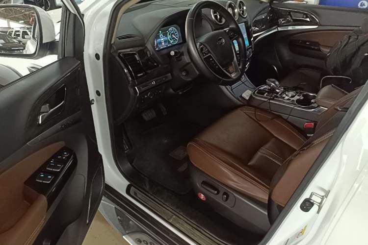 Used BYD Tang New Energy 2015 2.0T Four-Wheel-Drive Flagship Model Driver Seat