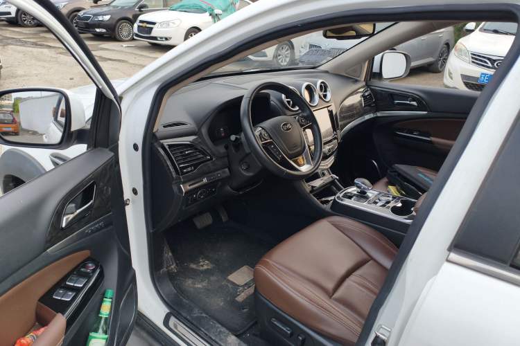 Used BYD Tang New Energy 2015 2.0T Four-Wheel-Drive Flagship Model Driver Seat