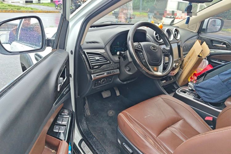 Used BYD Tang New Energy 2015 2.0T Four-Wheel-Drive Flagship Model Driver Seat
