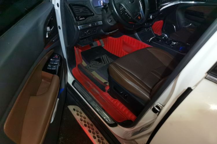 Used BYD Tang New Energy 2015 2.0T Four-Wheel-Drive Flagship Model Driver Seat