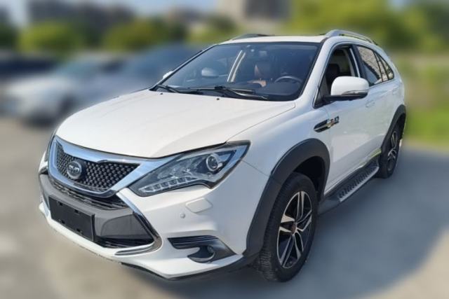 Used BYD Tang New Energy 2015 2.0T Four-Wheel-Drive Flagship Model