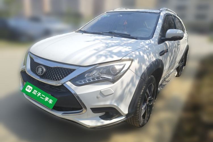 BYD Tang New Energy 2015 2.0T Four-Wheel-Drive Flagship Model usata Guazi used car, China used car export, Used car for sale, Used cars, Cheapest cars for sale