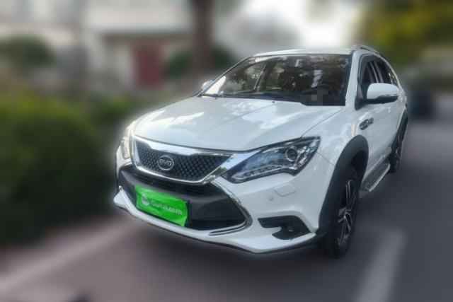 Used BYD Tang New Energy 2015 2.0T Four-Wheel-Drive Flagship Model