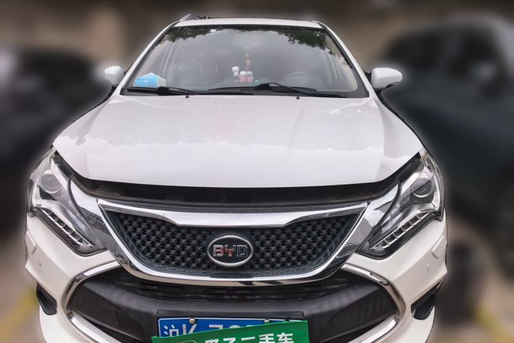 Used BYD Tang New Energy 2015 2.0T Four-Wheel-Drive Flagship Model Front
