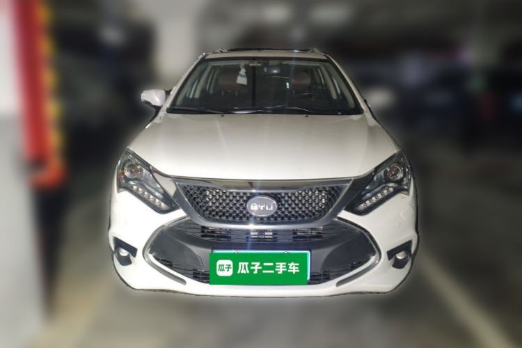 Used BYD Tang New Energy 2015 2.0T Four-Wheel-Drive Flagship Model Front