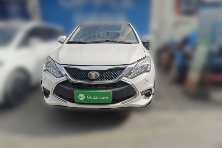 Used BYD Tang New Energy 2015 2.0T Four-Wheel-Drive Flagship Model Front