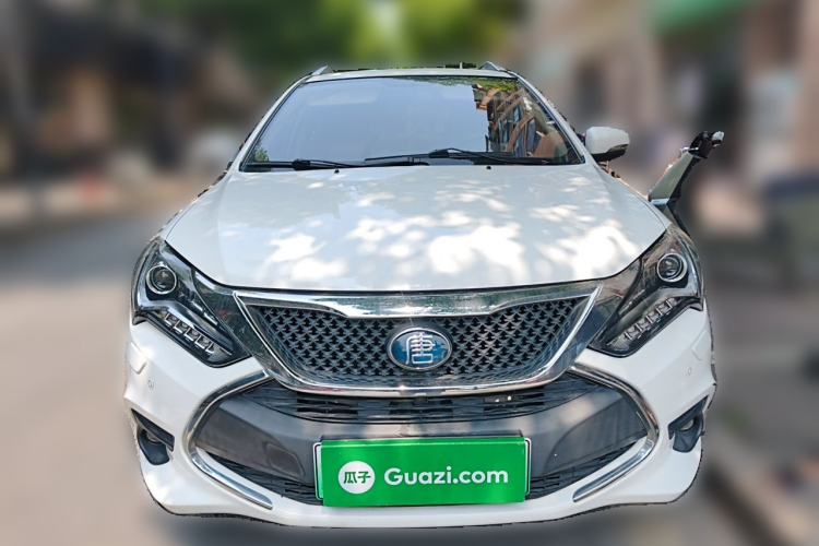 Used BYD Tang New Energy 2015 2.0T Four-Wheel-Drive Flagship Model Front