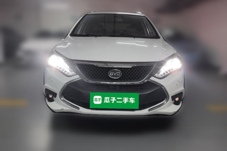 Used BYD Tang New Energy 2015 2.0T Four-Wheel-Drive Flagship Model Front