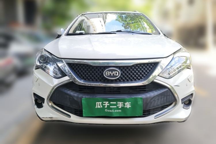 Used BYD Tang New Energy 2015 2.0T Four-Wheel-Drive Flagship Model Front