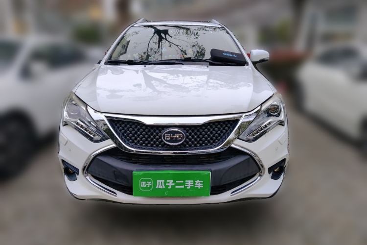 Used BYD Tang New Energy 2015 2.0T Four-Wheel-Drive Flagship Model Front