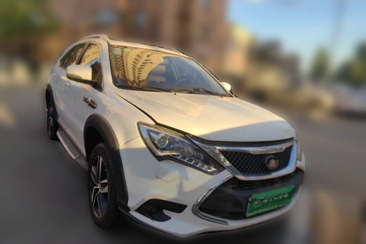 Used BYD Tang New Energy 2015 2.0T Four-Wheel-Drive Flagship Model Front