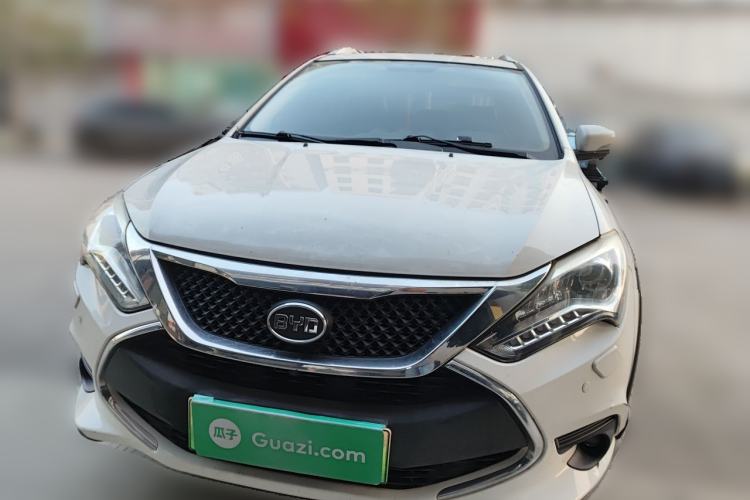 Used BYD Tang New Energy 2015 2.0T Four-Wheel-Drive Flagship Model Front