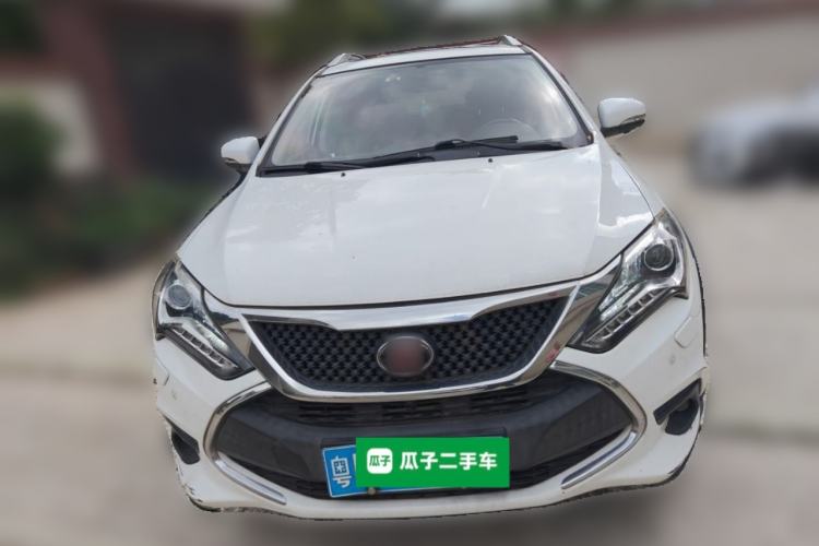 Used BYD Tang New Energy 2015 2.0T Four-Wheel-Drive Flagship Model Front