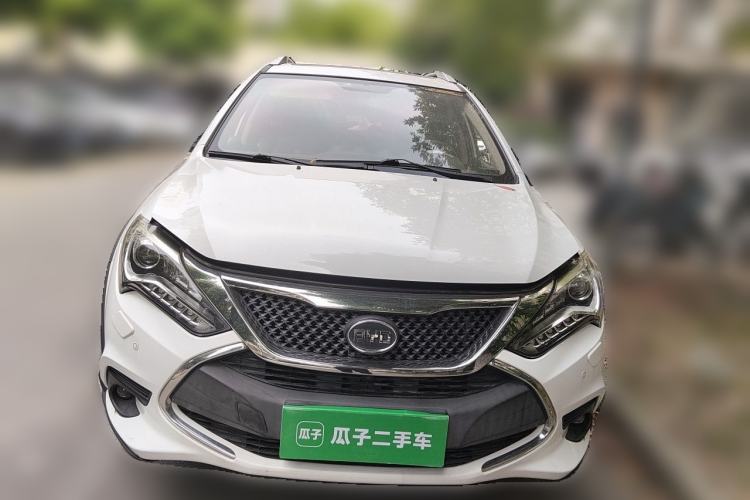 Used BYD Tang New Energy 2015 2.0T Four-Wheel-Drive Flagship Model Front