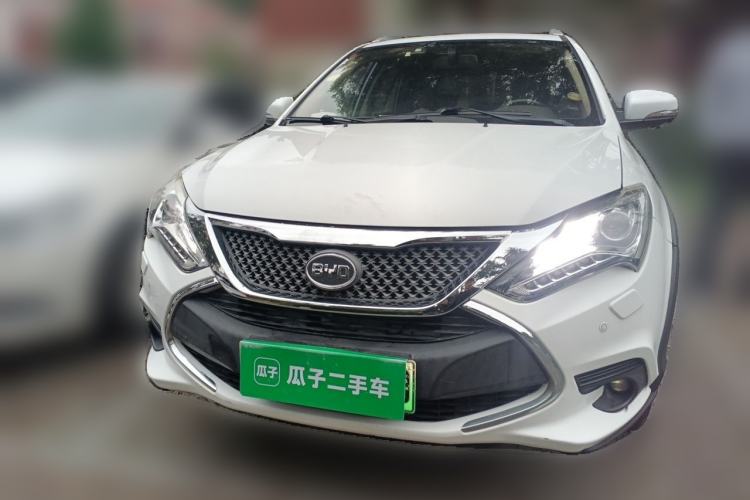 Used BYD Tang New Energy 2015 2.0T Four-Wheel-Drive Flagship Model Front