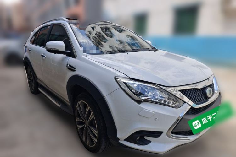 Used BYD Tang New Energy 2015 2.0T Four-Wheel-Drive Flagship Model Front Right 45 Deg