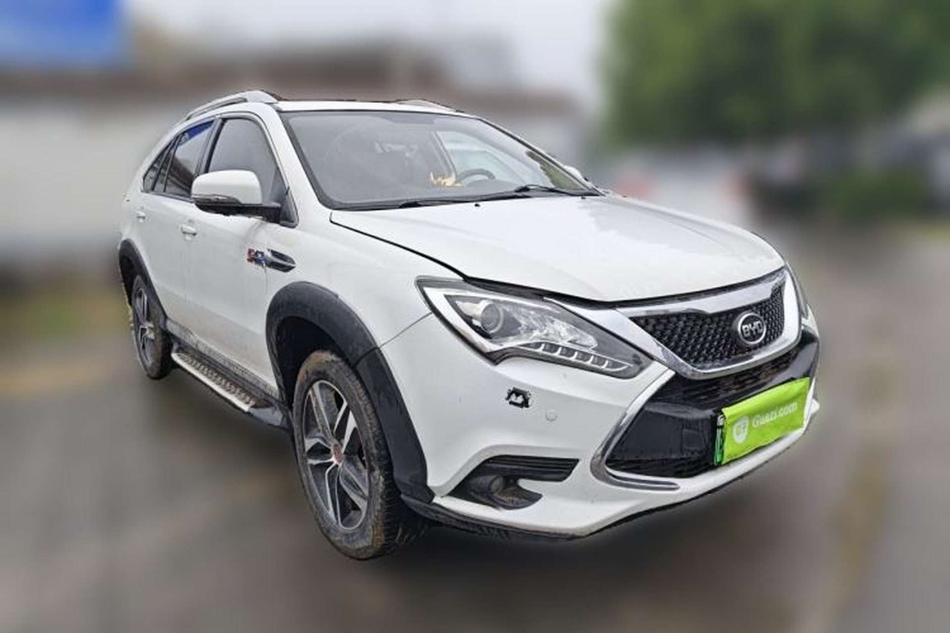 Used BYD Tang New Energy 2015 2.0T Four-Wheel-Drive Flagship Model Front Right 45 Deg