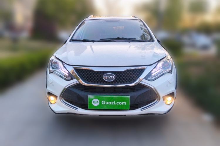 Used BYD Tang New Energy 2015 2.0T Four-Wheel-Drive Flagship Model Front
