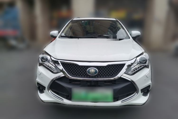 Used BYD Tang New Energy 2015 2.0T Four-Wheel-Drive Flagship Model Front