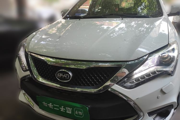 Used BYD Tang New Energy 2015 2.0T Four-Wheel-Drive Flagship Model Front