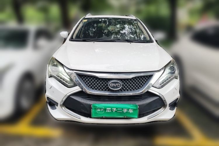 Used BYD Tang New Energy 2015 2.0T Four-Wheel-Drive Flagship Model Front