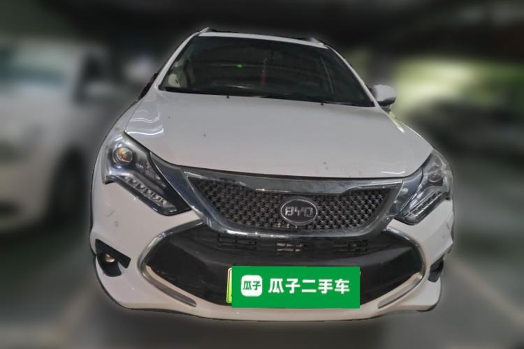 Used BYD Tang New Energy 2015 2.0T Four-Wheel-Drive Flagship Model Front