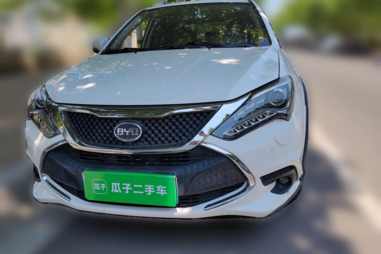 Used BYD Tang New Energy 2015 2.0T Four-Wheel-Drive Flagship Model Front