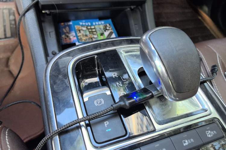 Used BYD Tang New Energy 2015 2.0T Four-Wheel-Drive Flagship Model Gear Lever