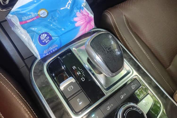 Used BYD Tang New Energy 2015 2.0T Four-Wheel-Drive Flagship Model Gear Lever