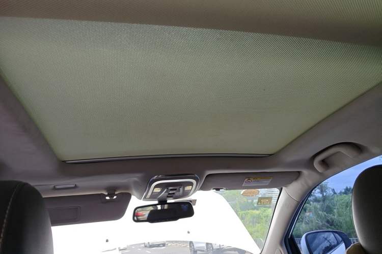 Used BYD Tang New Energy 2015 2.0T Four-Wheel-Drive Flagship Model Headliner