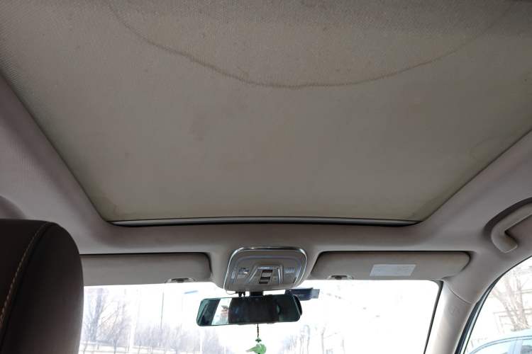 Used BYD Tang New Energy 2015 2.0T Four-Wheel-Drive Flagship Model Headliner